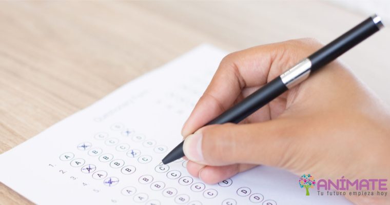 ¿Qué es el test vocacional? Tipos, objetivos y cómo ayudar a tu hijo a elegir su carrera
